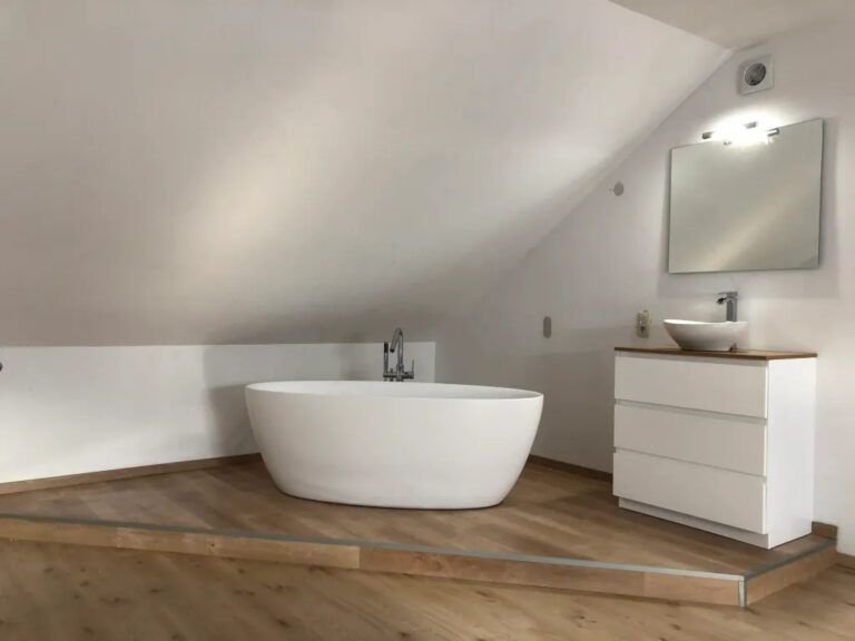 renovation salle de bain realisation creation salle de bain sur podium 6