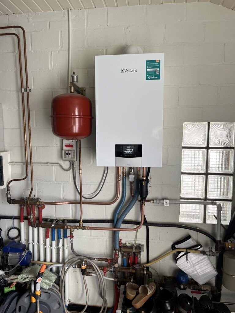 remplacement chaufferie vaillant ecotec plus tempolec